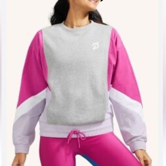 Peloton Tops - Peloton Sweatshirt Womens M Gray Pink White Active Windbreaker Chic
Pullover Top